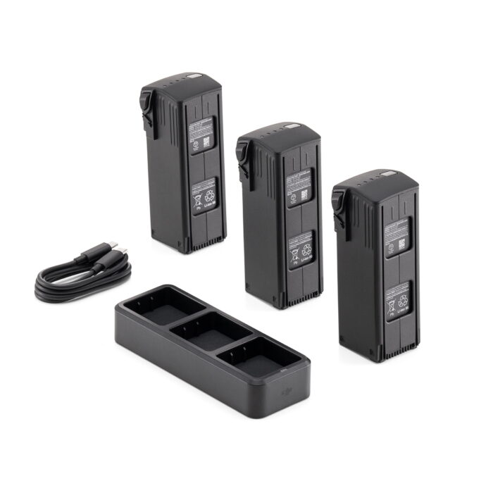 3 Batteries and a Charging Hub suitable for all mavic 3 versions