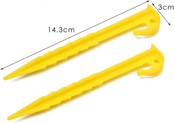 dimensions of the drone landing pad pegs - 14.3cm long and 3 cm wide at the top